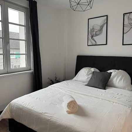 2br, Terrace, Free Parking شقة