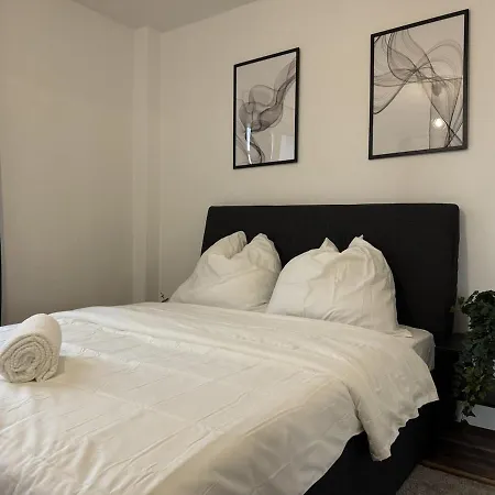 2br, Terrace, Free Parking * ليفركوزن