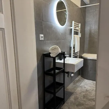 2br, Terrace, Free Parking