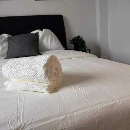 2br, Terrace, Free Parking شقة